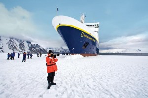 Lindblad Antarctica.?Michael S. Nolan for Lindblad Antarctica