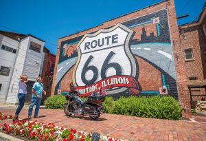 Pontiac mural shield