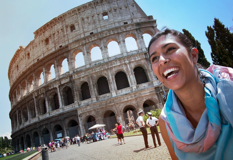 Italy Rome Colesseum Traveller Ritu