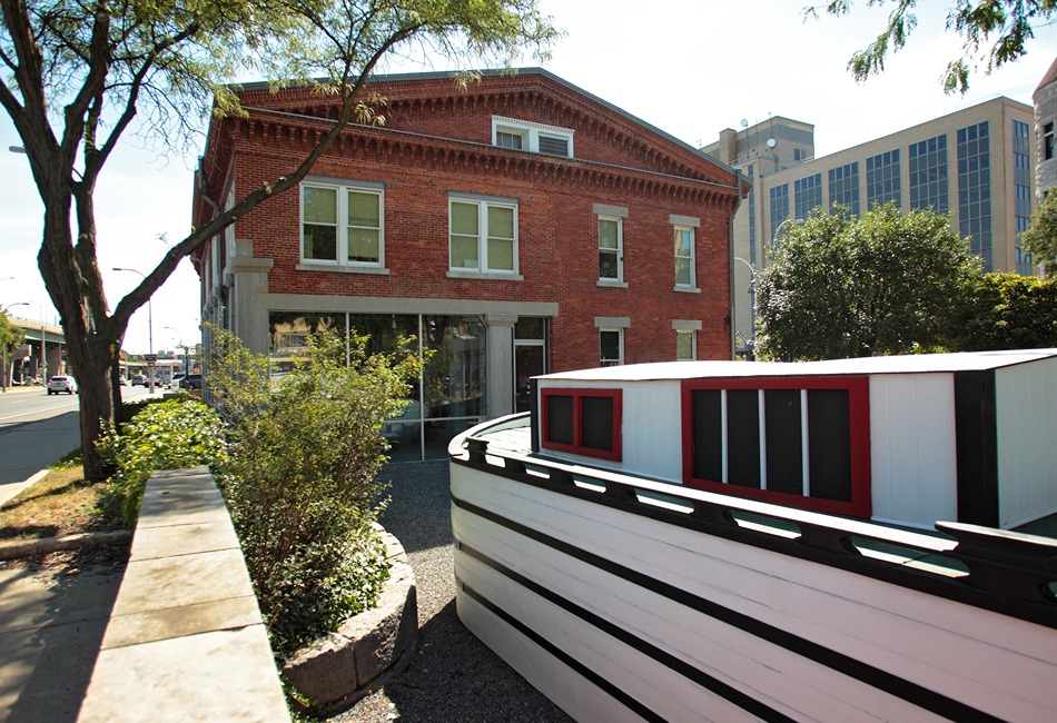 Museum Canal