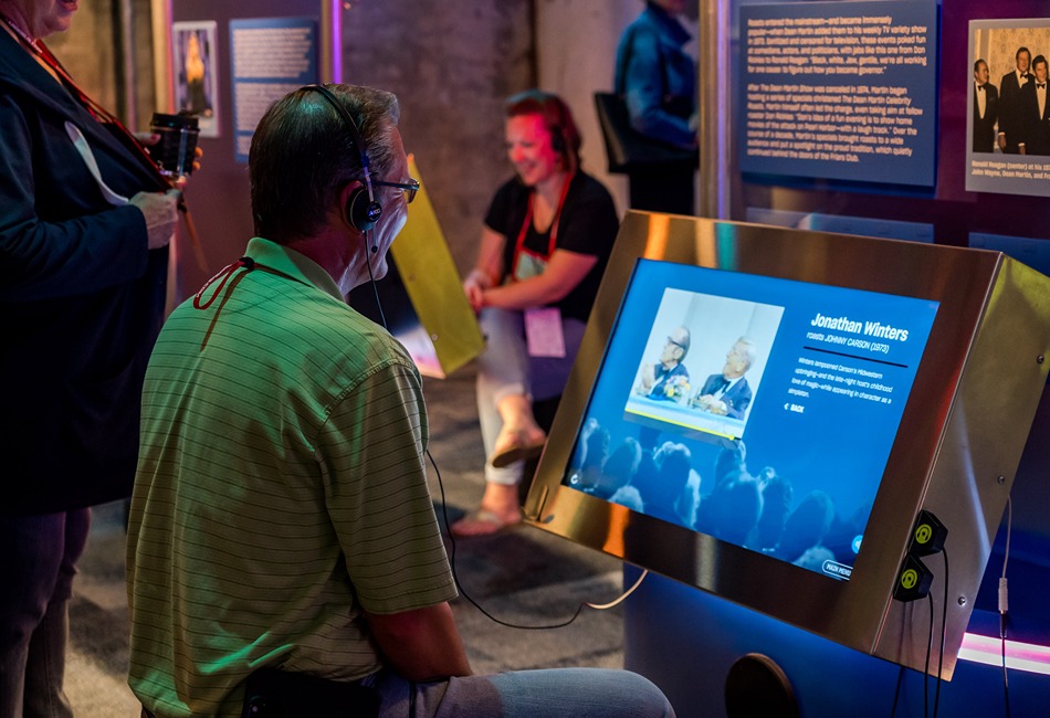 Art of the Roast - Blue Room