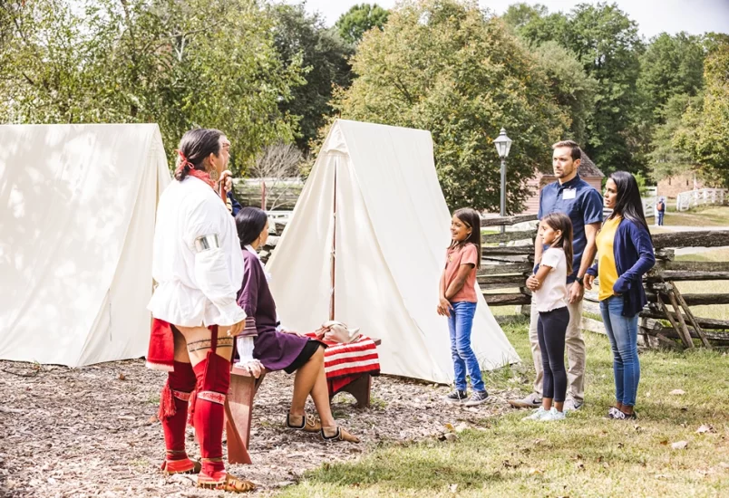 Glimpse national monuments like Mount Rushmore National Memorial, Photo Credit by Black Hills & Badlands Tourism Association