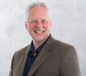 Todd-studio-sportcoat-2-with-background-primary-2025-1-367x550