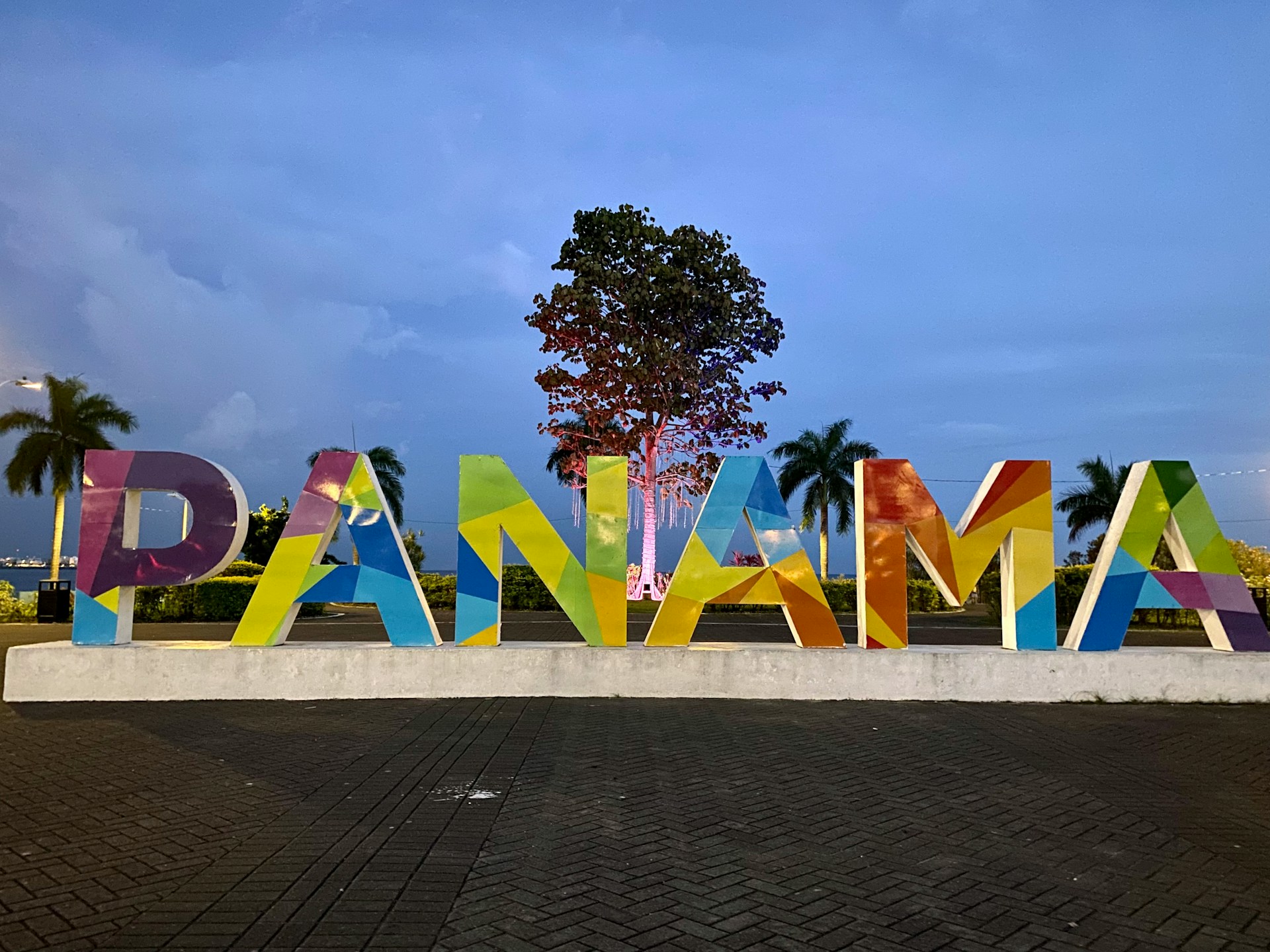 Top Things to do in Panama cover photo