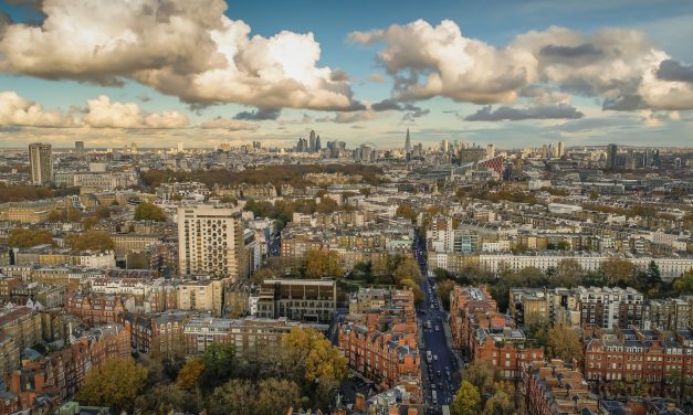 Guided Walks Put London in Focus