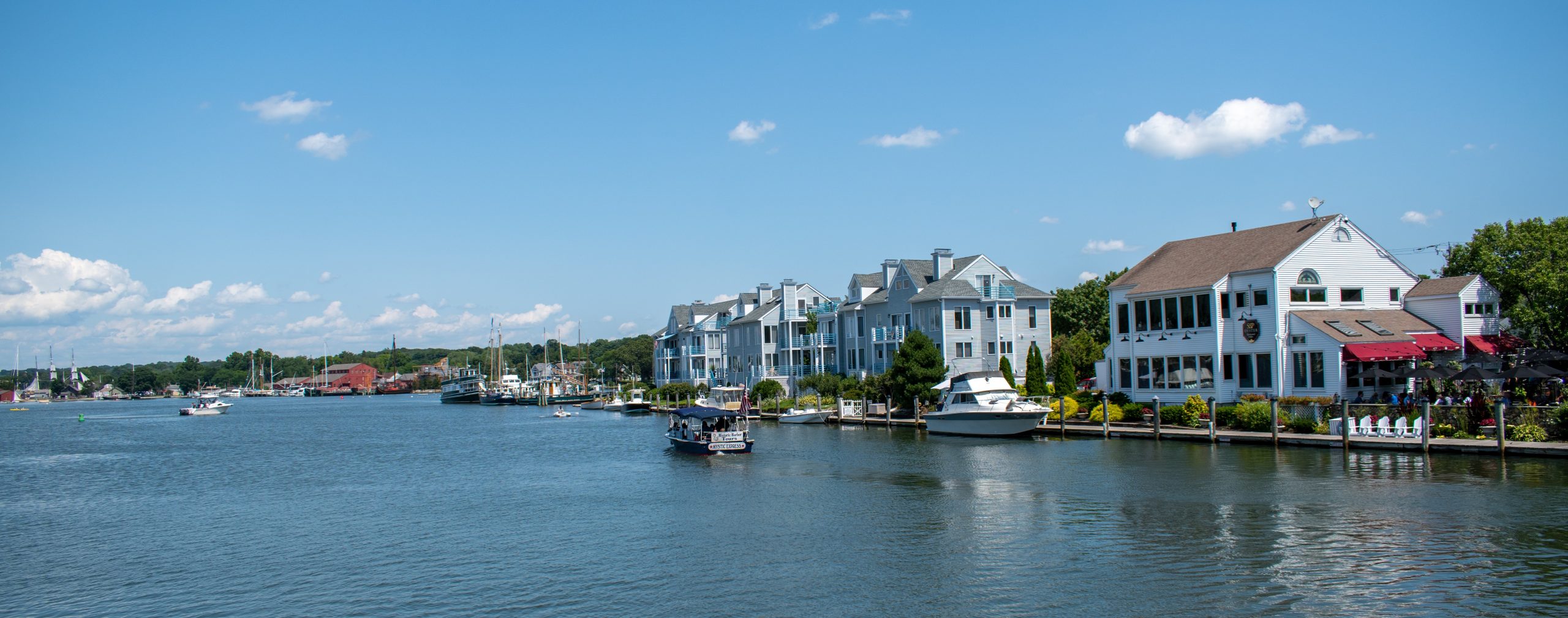 Things to do in Mystic Connecticut photo courtesy of Rusty Watson on Unsplash