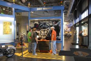 Kansas City Vehicle & Powertrain OperationsVisitor lobby and tour center