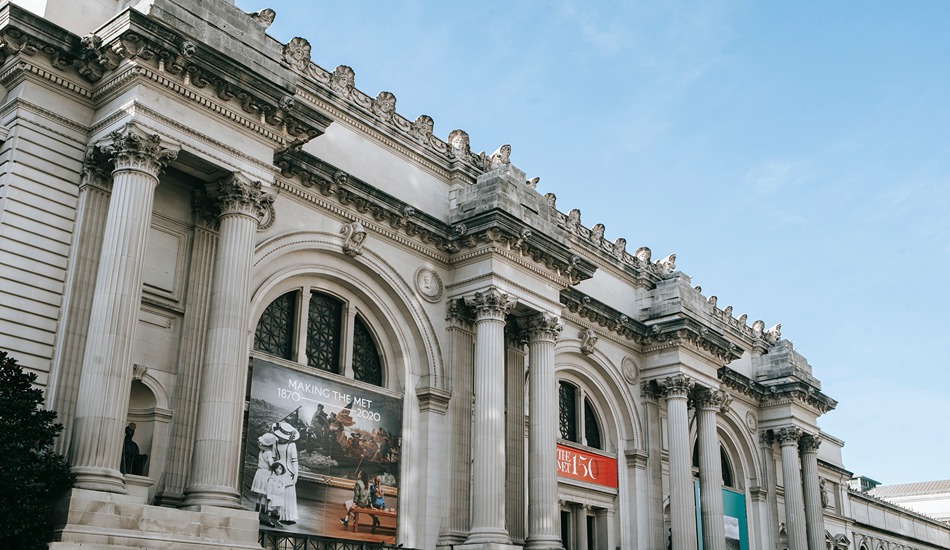 Chic Metropolitan Art Museum in New York