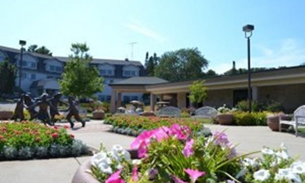 Groups Gravitate to Green Lake, Wisconsin