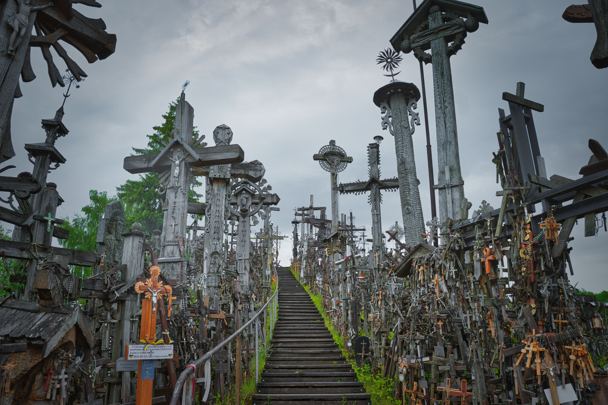 tenebre hill of crosses in lithuania tenebre hill of crosses in lithuania