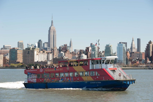 CitySightseeing New York® cruises feature panoramic views of the city skyline.