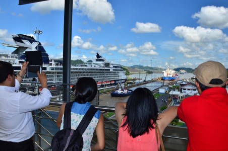 Panama Canal Locks Platform