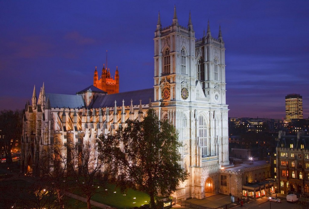 Westminster Abbey lit up at night