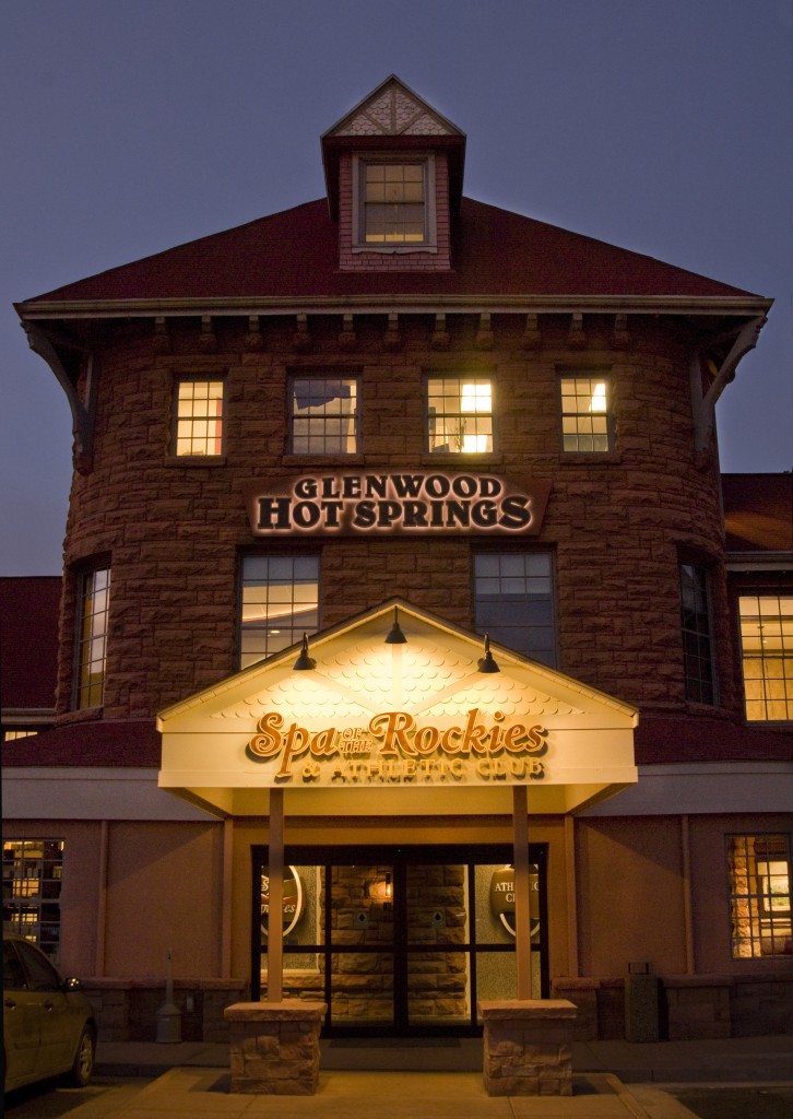 spa of the rockies at glenwood hot springs