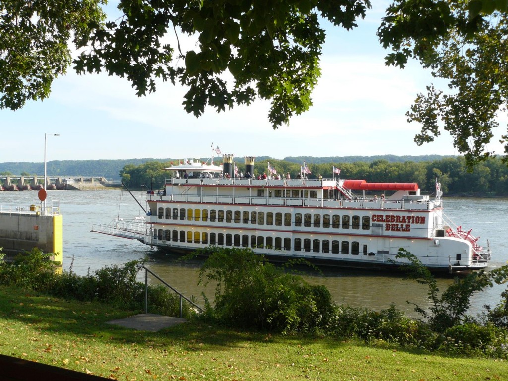 Sightseeing Cruises Photo 2