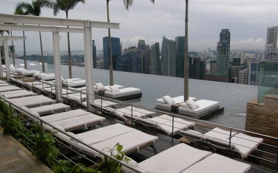 4 of the World’s Most Amazing Swimming Pools