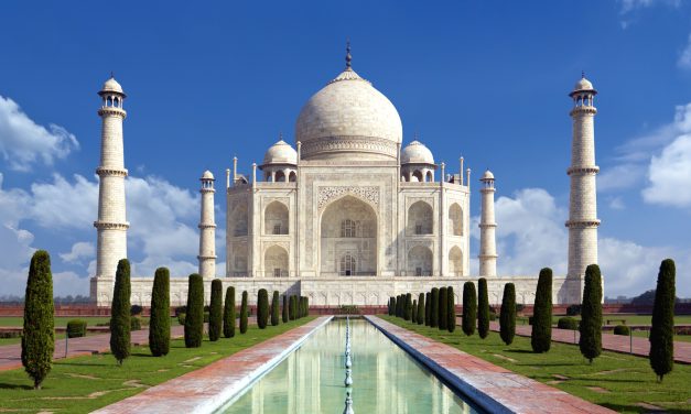 7 Famous Temples and Sacred Sites in India