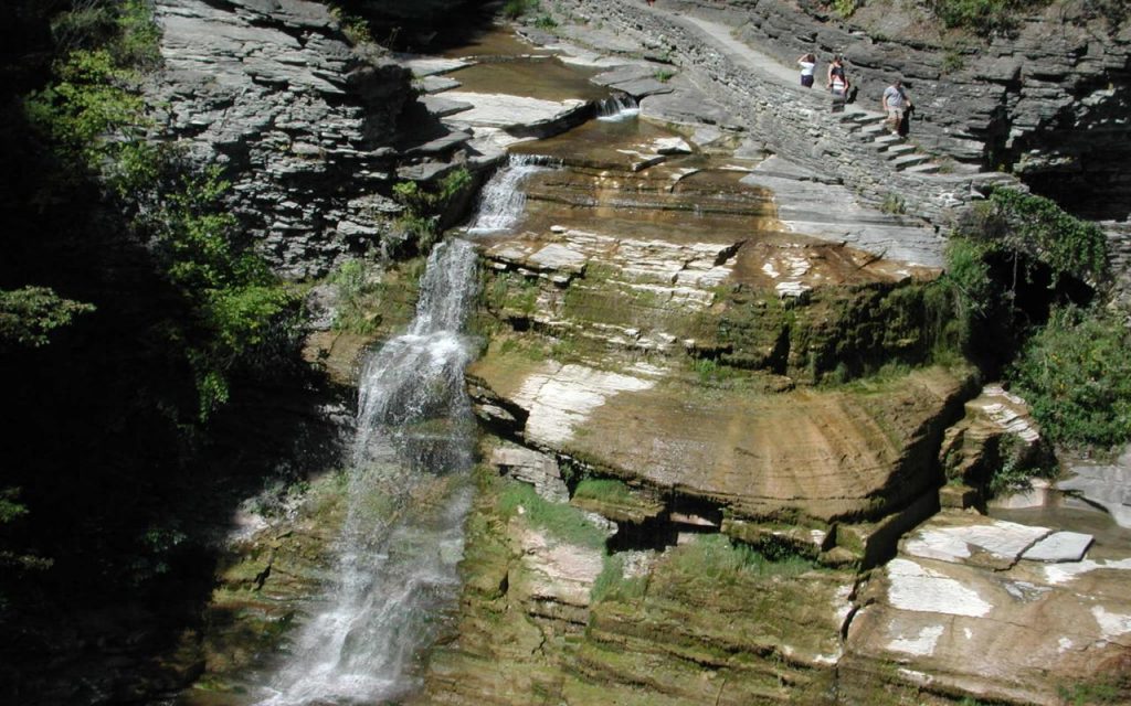 Lucifer Falls