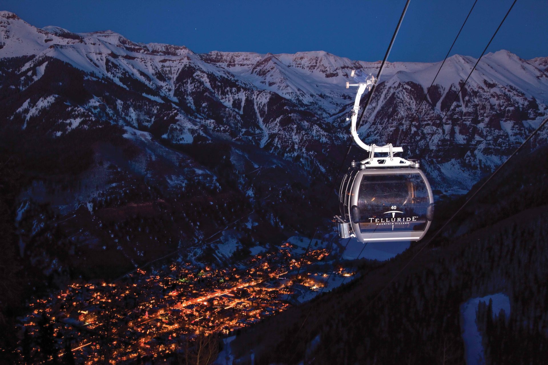 2-SnowBound-Gondola