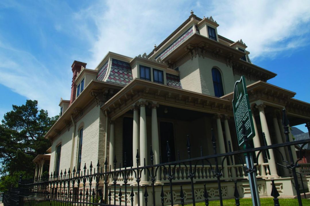 Historic Mansions of Minnesota