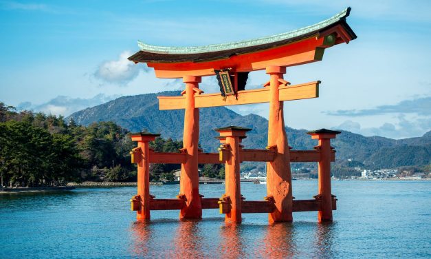 Top 8 Renowned Religious Sites in Japan