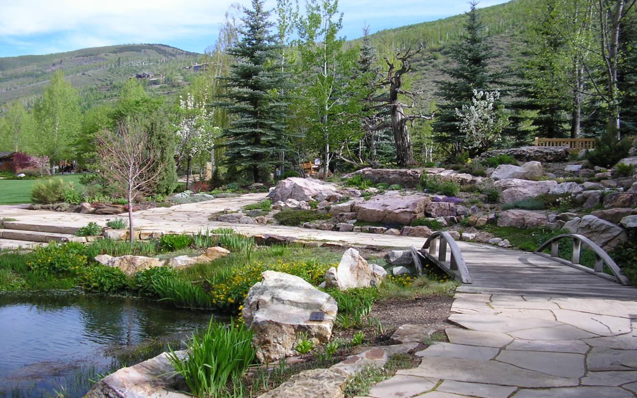 Colorado Botanical Gardens: Tips and Top Picks