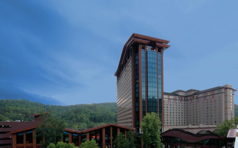 hotels in cherokee nc close to casino