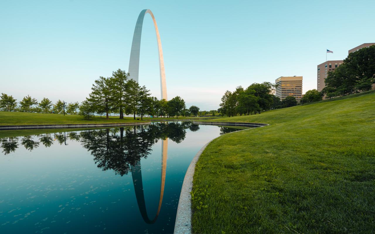 St. Louis and the nearby towns of St. Charles, Hannibal and Hermann make for excellent itinerary stops