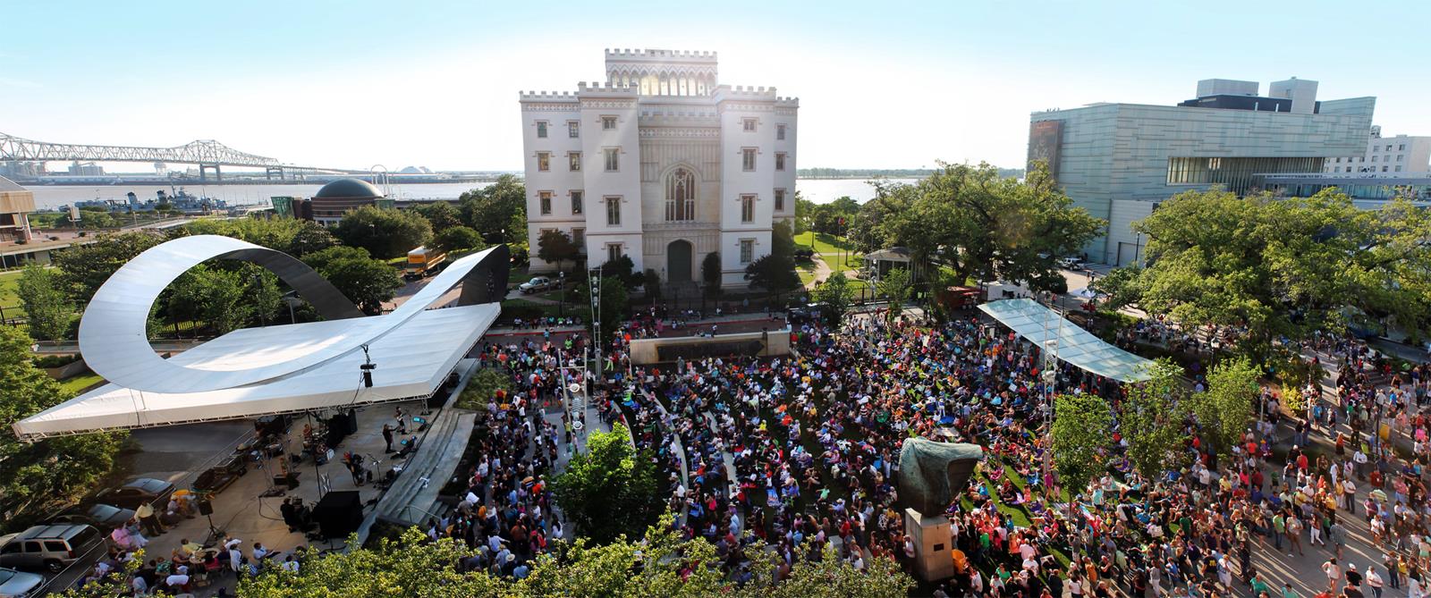 Concerto all'aperto all'Old Louisiana Capitol