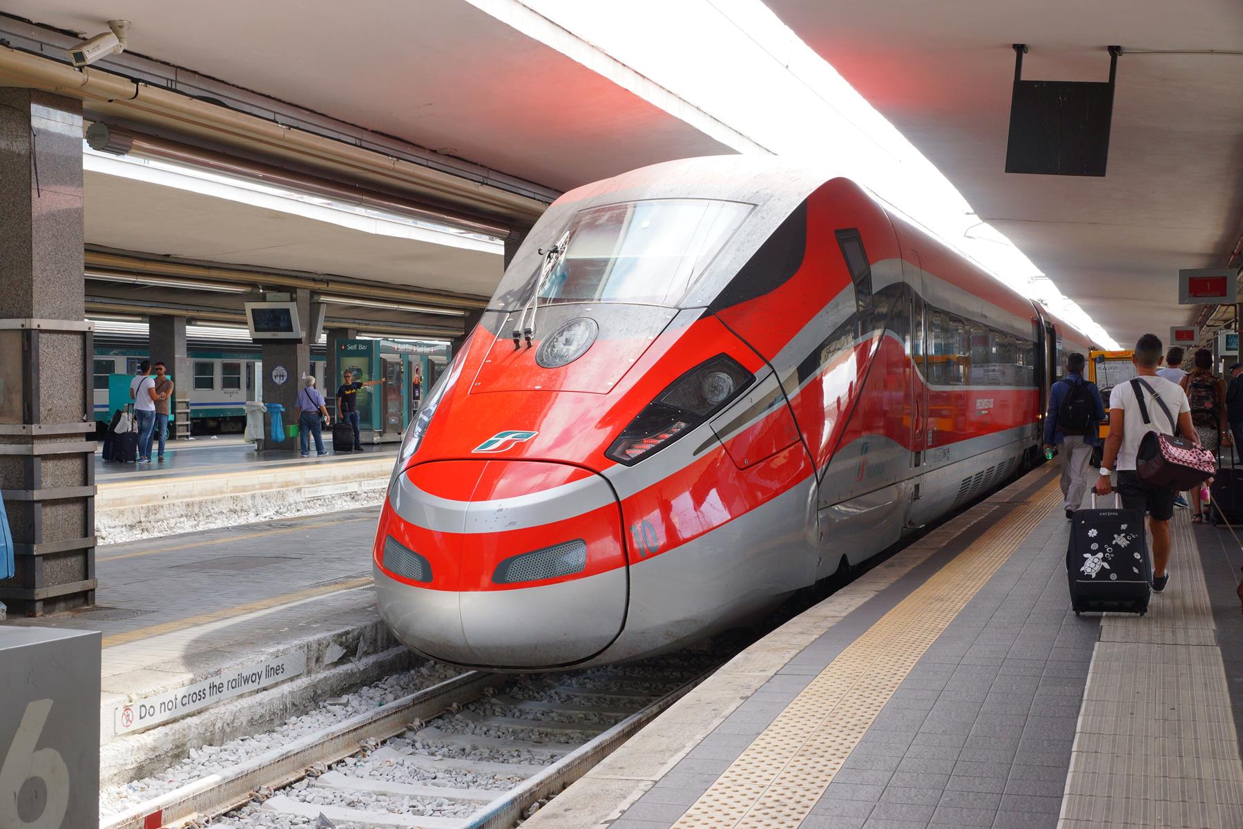 Italian railways train Italy