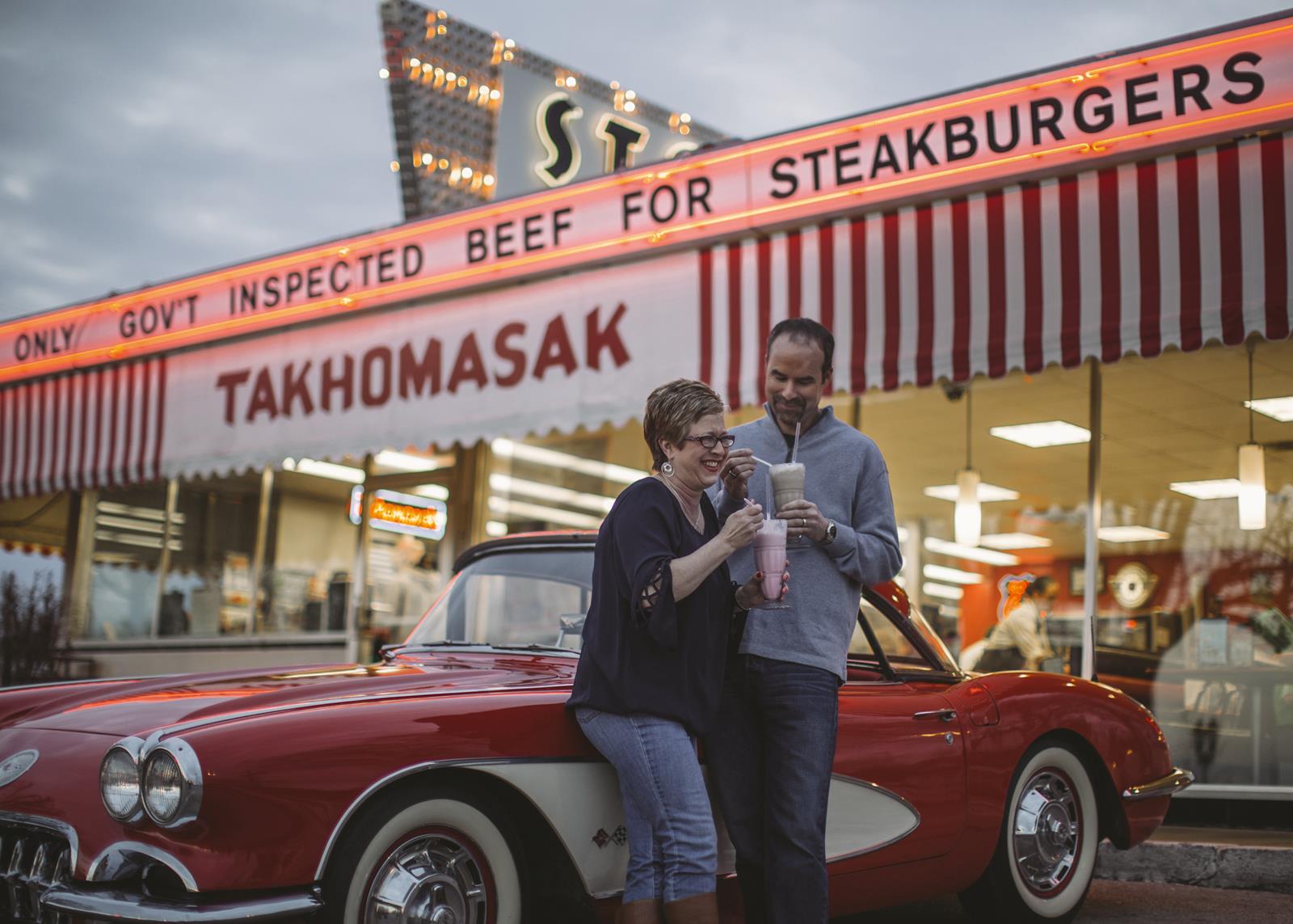 Enjoy delicious local cuisine and treats along Route 66