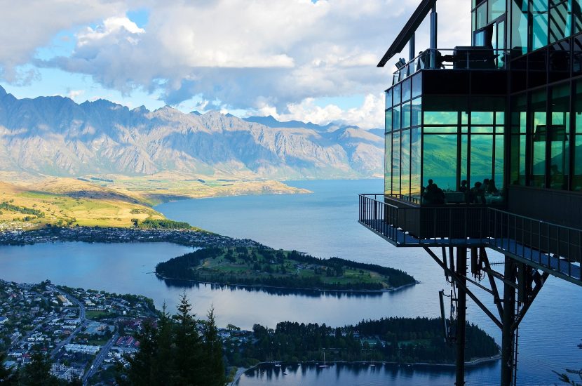 Majestic views in New Zealand. Photo courtesy of Pixabay.