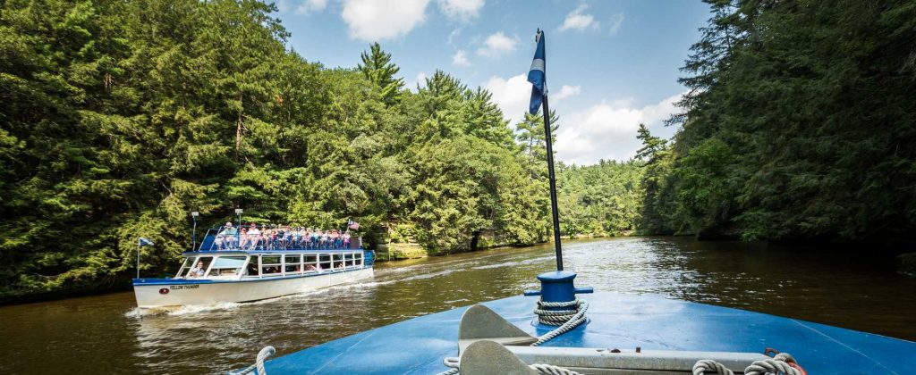 Dells Boat Tour 2 Travel Wisconsin lakes and rivers