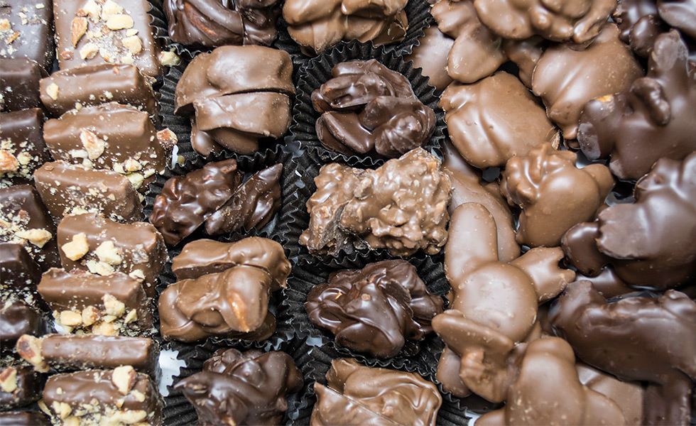 Lagomarcino's Chocolates-Bottom