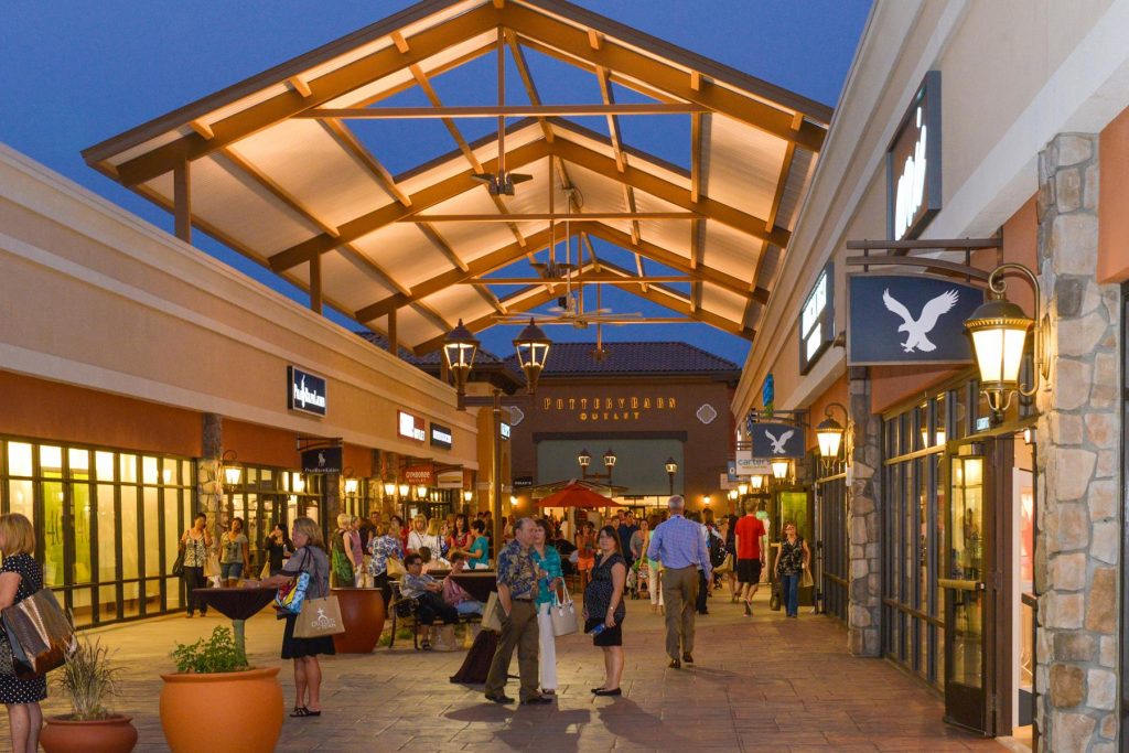 Outlets at Tejon - Shopping Mall