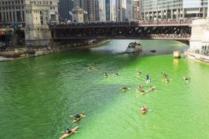 Activities audit_Chicago River kayaking on St. Pats Day via Flickr