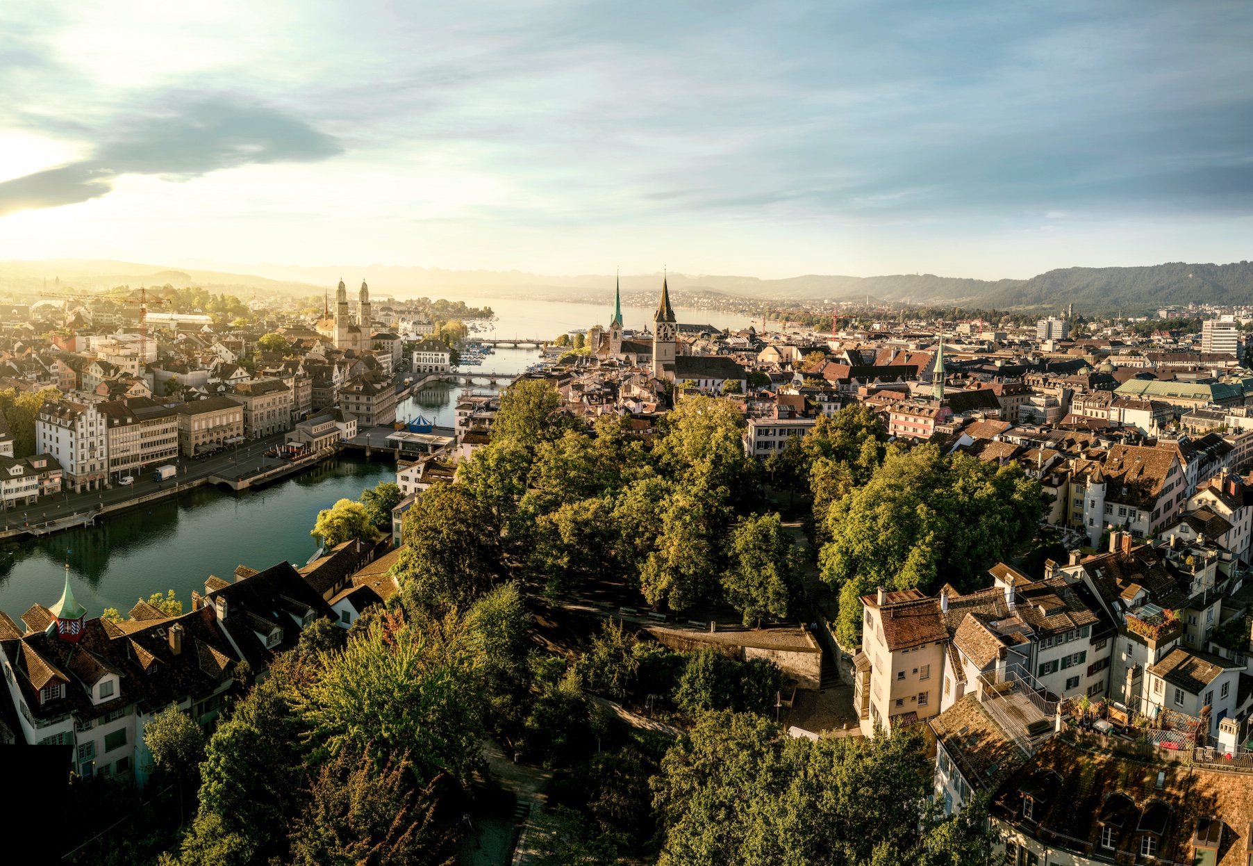 Zurich’s Old Town flanks both sides of the Limmat River. Zürich Tourism