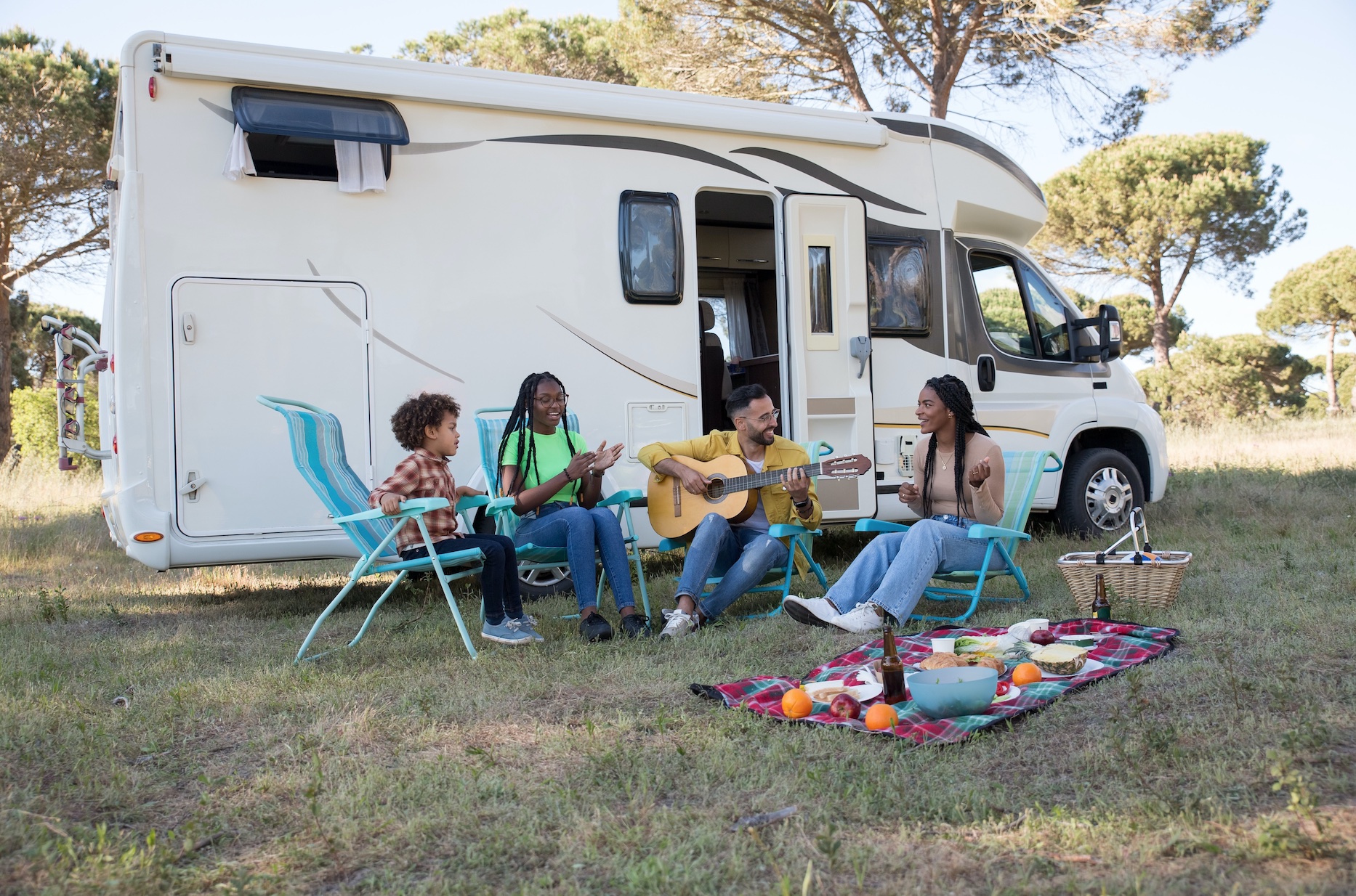 suggestions to follow when traveling with kids in a camper van