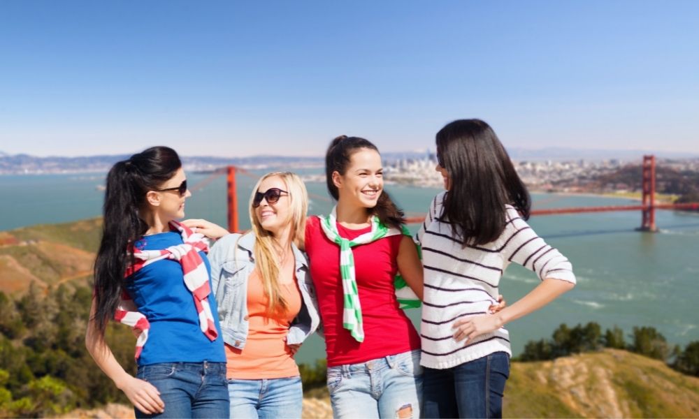 4 West Coast Cities You Should Visit With A Group of Friends