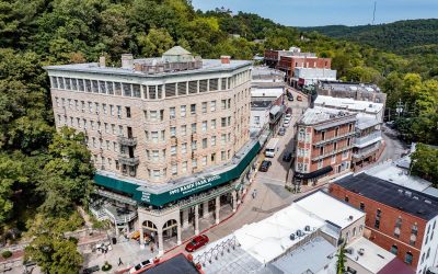 Eureka Springs: A Far Cry from Ordinary