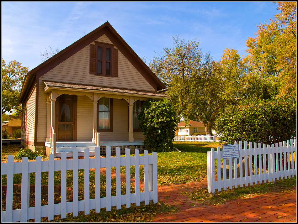 Cather-Home_Red-Cloud_color_1013753