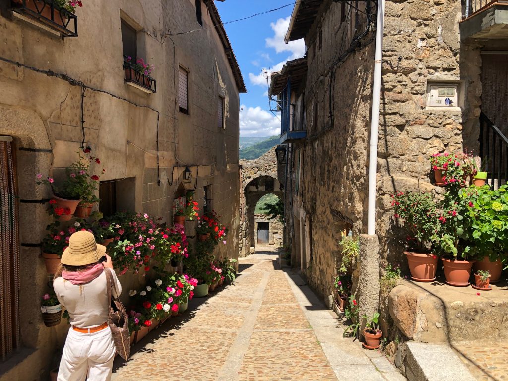 The medieval streets of Miranda del Castanar invite tourists to explore. (Randy Mink Photo)