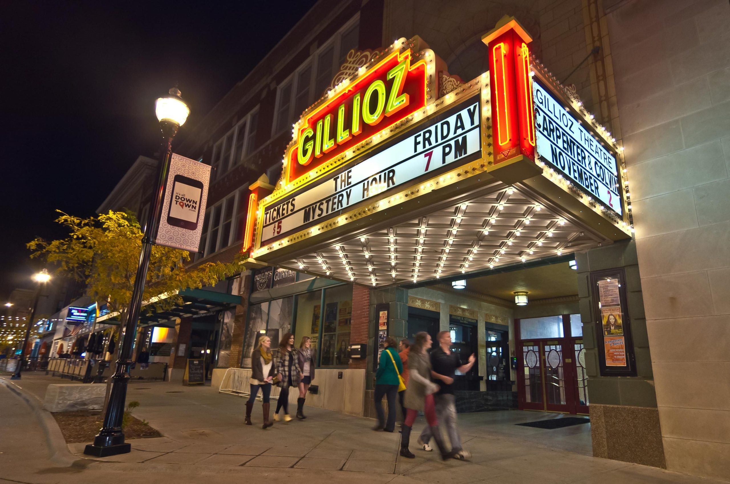 Gillioz Theater at Night