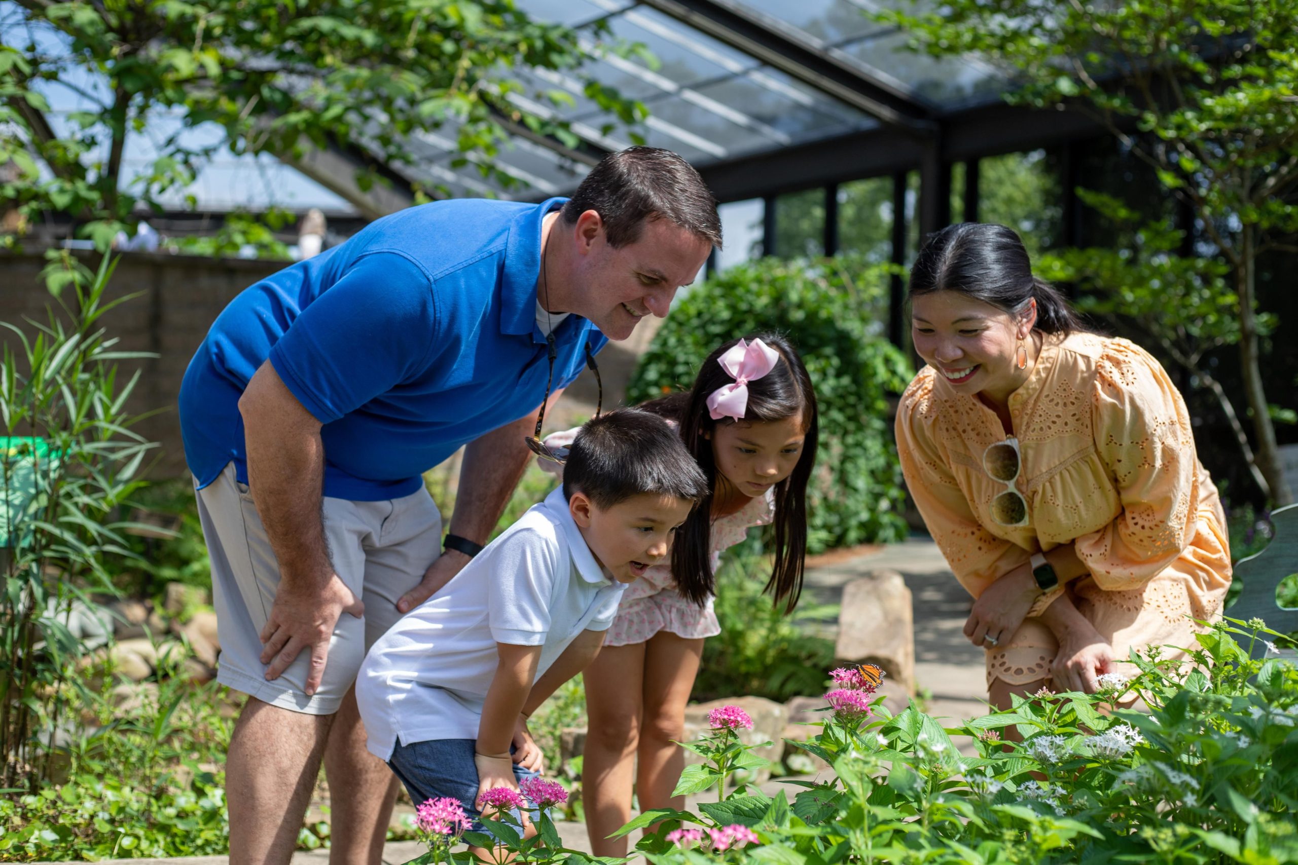 Open year-round, the Huntsville Botanic Garden invites guests to explore all the beauty and wonder of its grassy meadows, woodland paths, aquatic habitats and stunning floral collections.