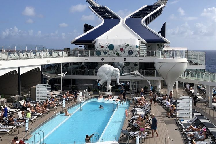 The Resort Deck (Photo credit: Celebrity Cruises)