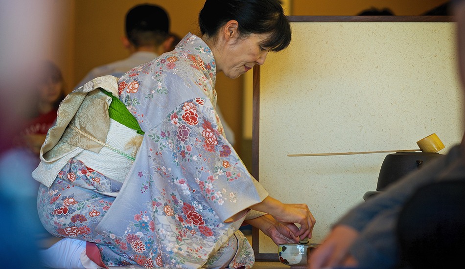 Located on the University of Illinois campus, the Japan House provides immersive experiences in Ikebena (flower arranging), tea ceremonies, and walks through their traditional Japanese gardens. Photo Credit: The Japan House