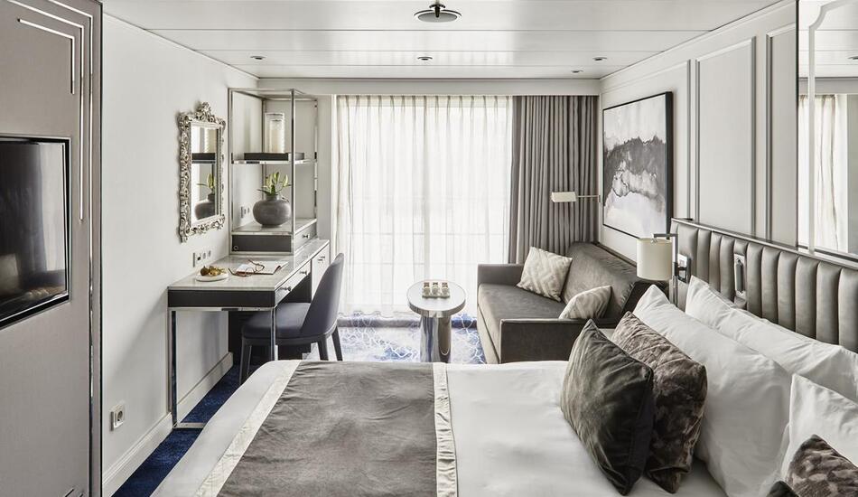 The Riverside Mozart has 81 staterooms.
