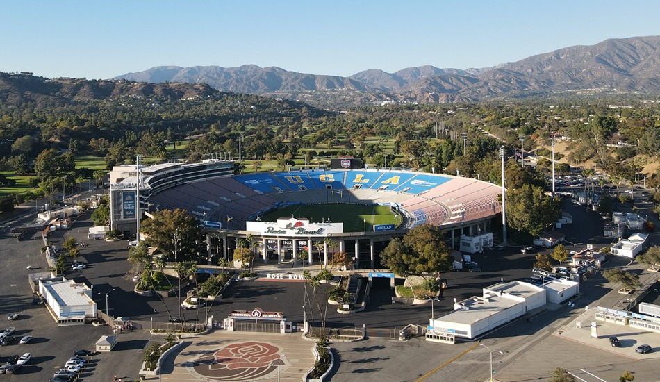 Rose Bowl photo by fred-thomas