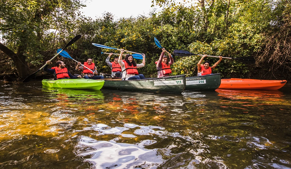 Travelers experiencing Northbrook Canoe