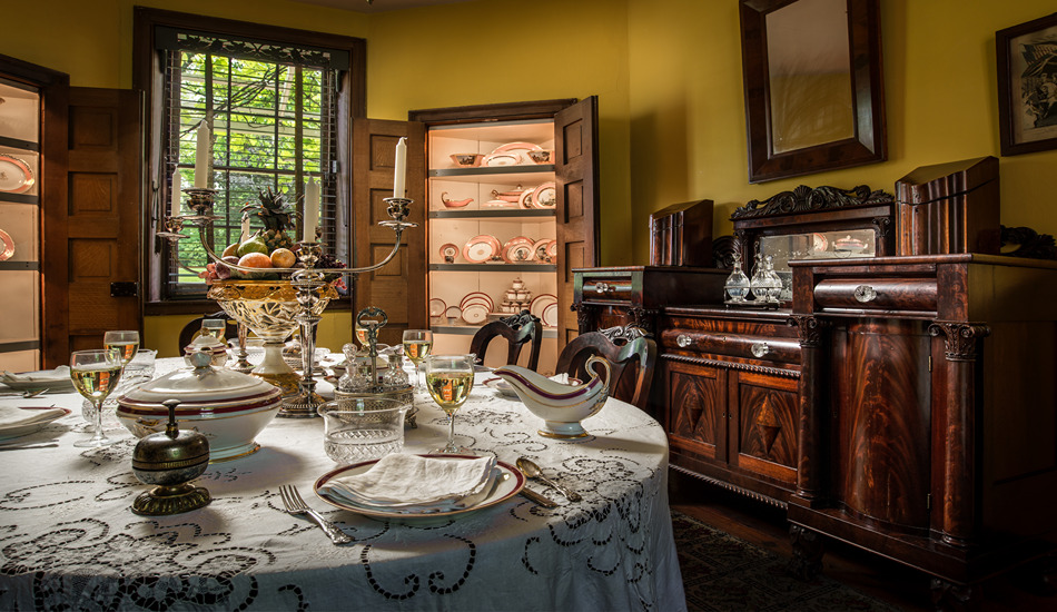 The dining room at President James Buchanan’s Wheatland. (Photo credit: LancasterHistory/Larry Lefever Photography)